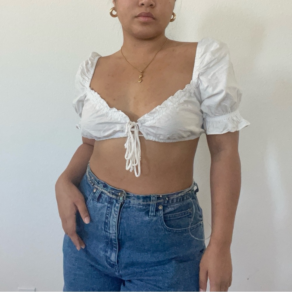 H&M White Front-Tie Puff Sleeved Crop Top LARGE *New w/ Tag*